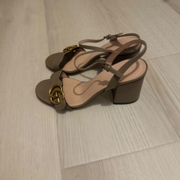 Gucci mid-heel sandals - Picture 2 of 11